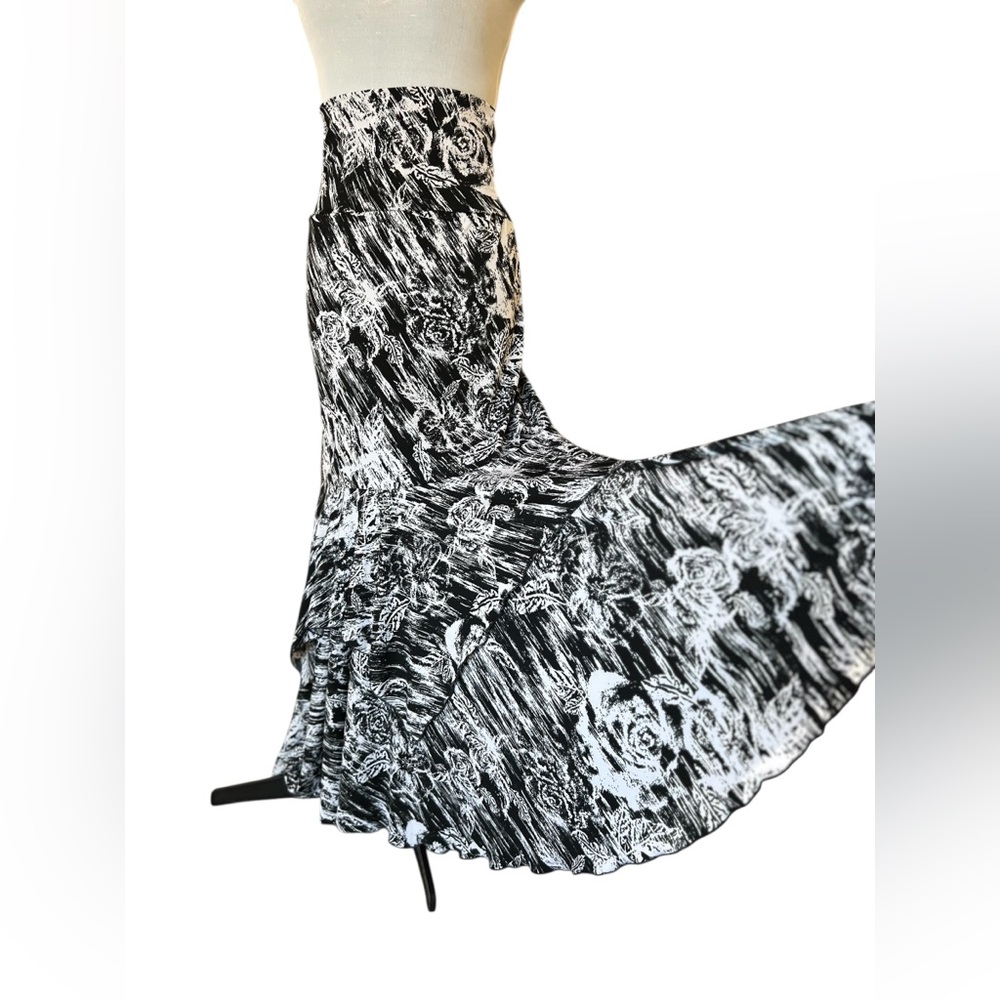 Black & White Floral Flared Maxi Skirt